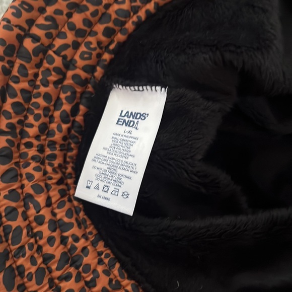 LAnd end hat - Picture 2 of 2